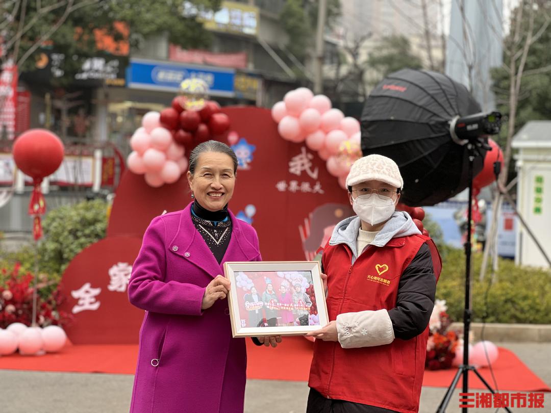 澳門雷鋒心水論壇,澳門雷鋒心水論壇，傳承雷鋒精神，共筑美好社區(qū)